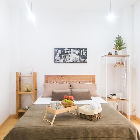 Apartamento Picasso Malaga Bagian luar foto