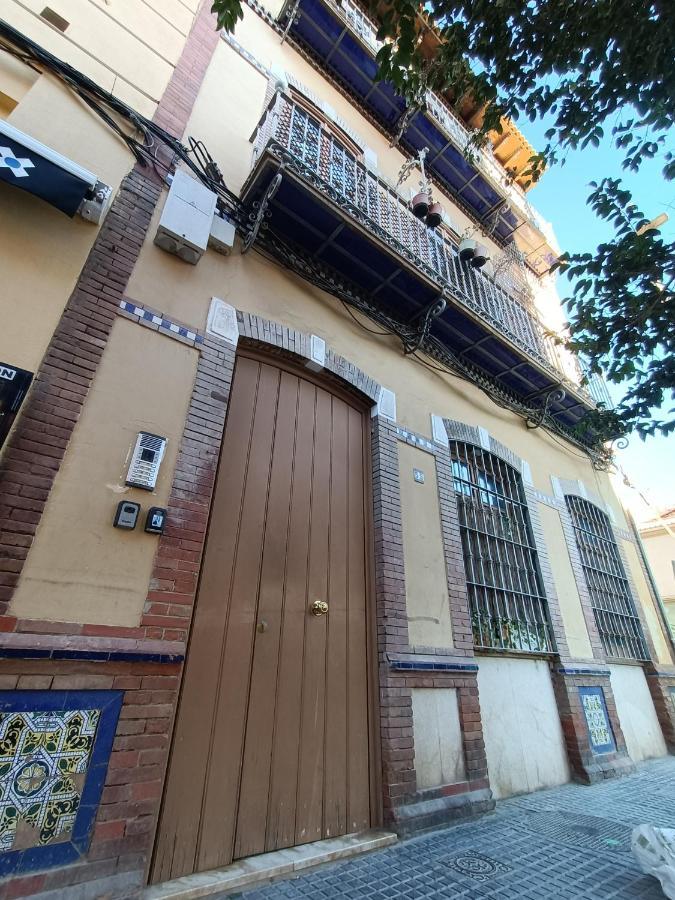 Apartamento Picasso Malaga Bagian luar foto